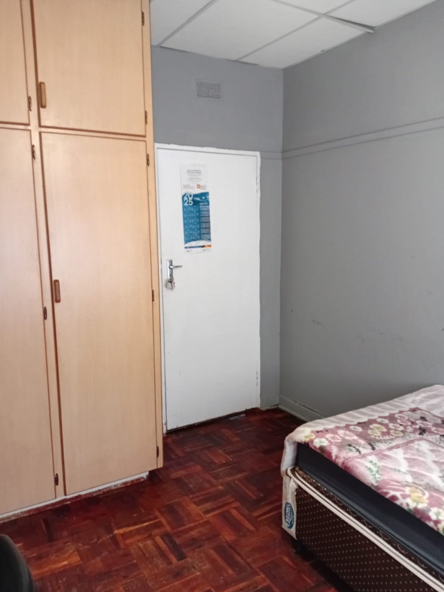 6 Bedroom Property for Sale in Park West Free State